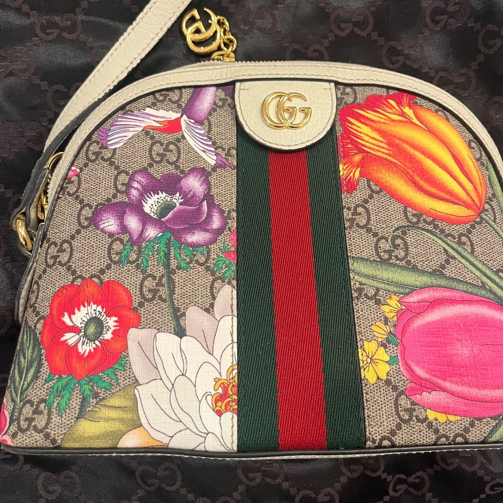 Gucci Ophelia crossbody white leather bag with flowers